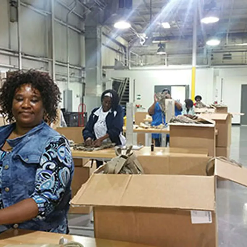 amanda-duffus-working